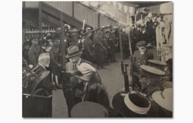 Earl and Countess St. Germans Arriving Home, June 1918 (Lord Herbert's Collection)